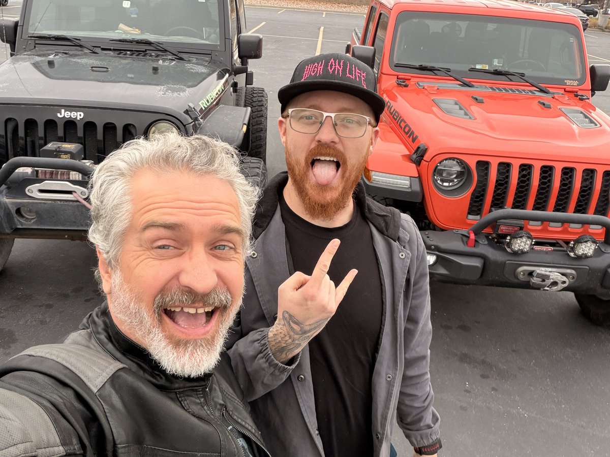 Mister KrawlZone tweet media