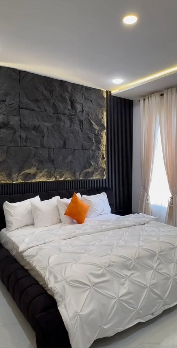 NaOgunsola's tweet photo. Transform your home with quality furniture crafted for comfort, style, and durability. Every piece is designed to elevate your space and make living easier. Choose excellence today. Your dream interior starts here.
#Furniture #HomeDecor #InteriorDesign #QualityCraft #Luxury https://t.co/SbSnKJx5Ol