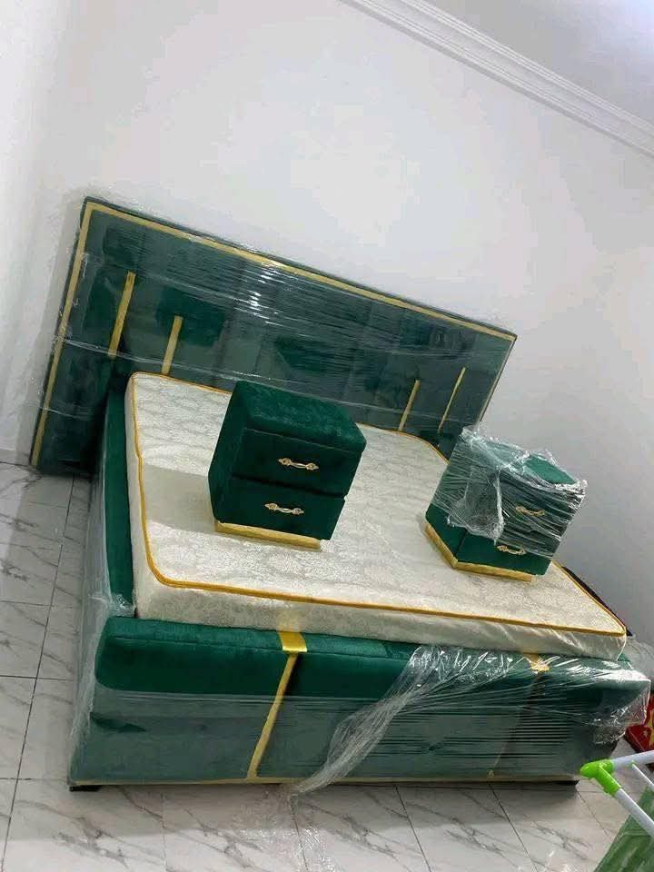 NaOgunsola's tweet photo. Transform your home with quality furniture crafted for comfort, style, and durability. Every piece is designed to elevate your space and make living easier. Choose excellence today. Your dream interior starts here.
#Furniture #HomeDecor #InteriorDesign #QualityCraft #Luxury https://t.co/SbSnKJx5Ol
