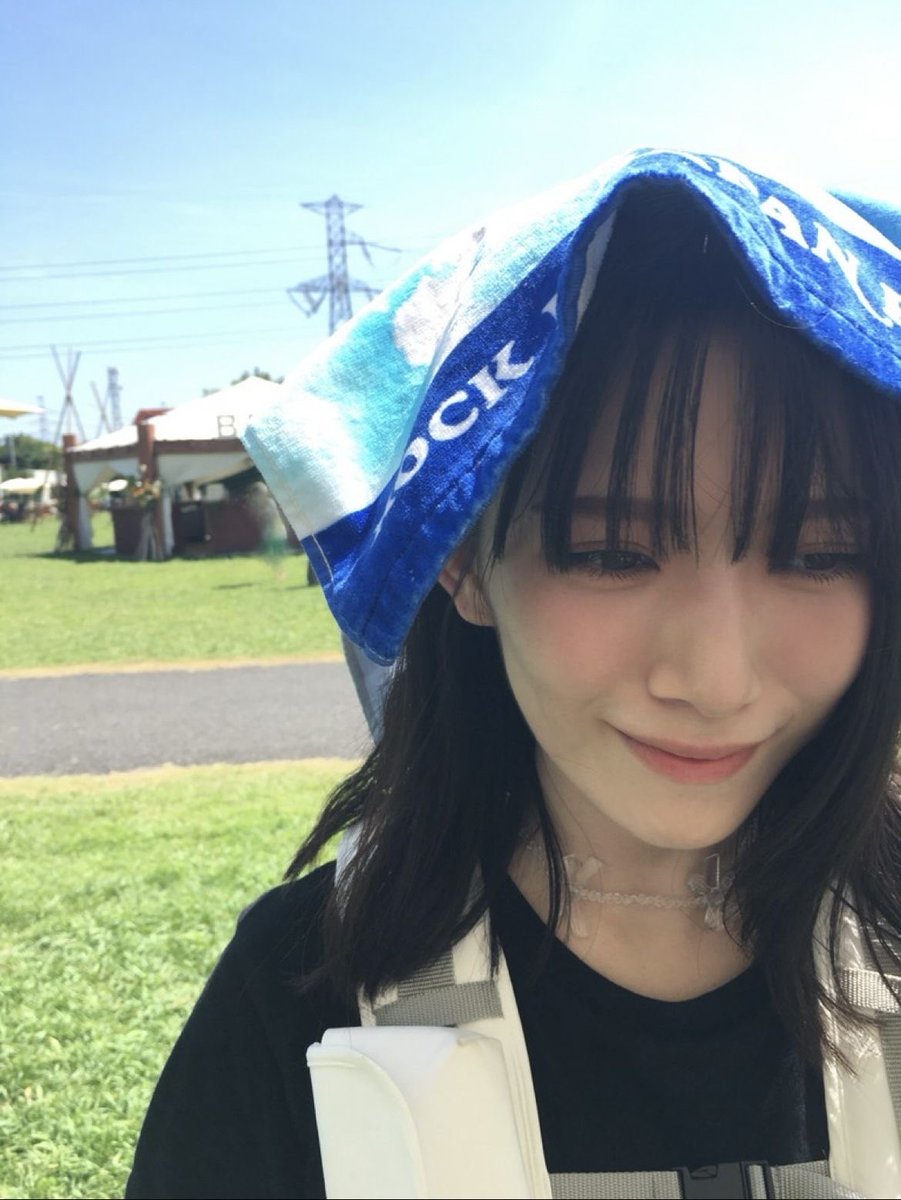 美羽ちゃんの柔らかい笑顔普段のクールさとのギャップ萌えすぎる #村山美羽