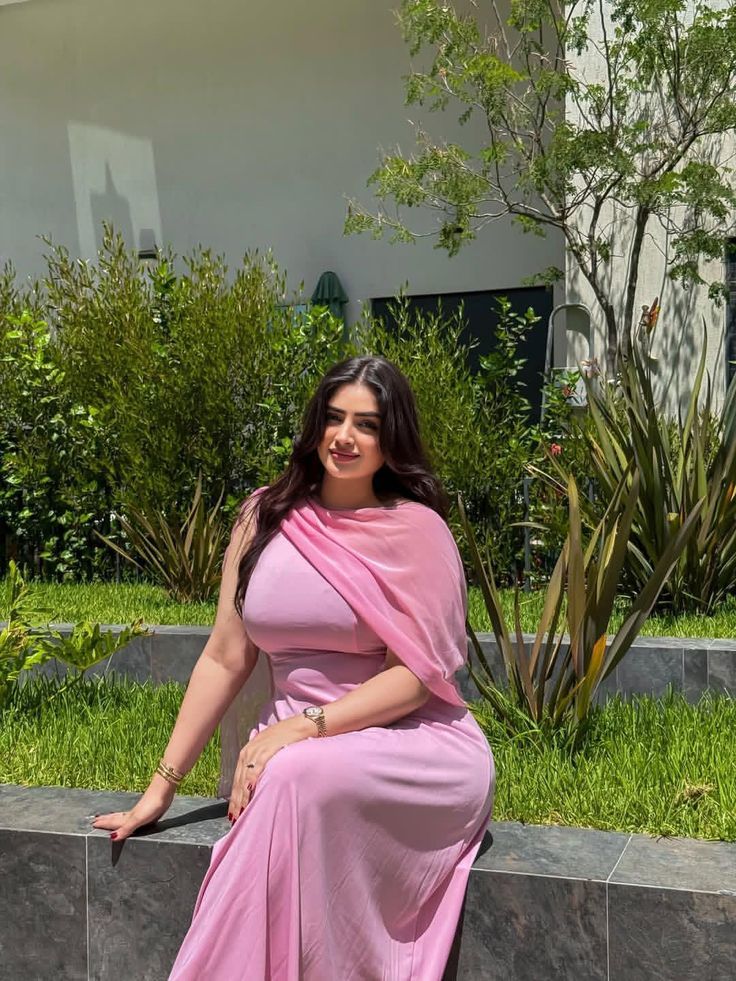 UrbanKingX89's tweet image. तेरी हँसी मेरी धड़कन बन चुकी है,
तेरी आवाज़ मेरी आदत बन चुकी है,
तू साथ हो तो हर सपना सच लगता है,
तेरे बिना हर खुशी अधूरी लगती है।”
#HeartBeat #YouAndMe

@Sharanyasin @Zimalshah50