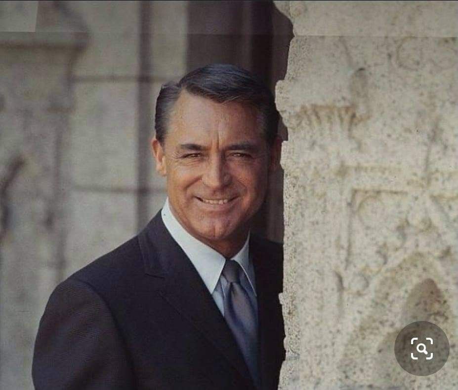 TimeMachineHQ's tweet photo. "I have spent the greater part of my life fluctuating between #ArchieLeach and Cary Grant; unsure of either, suspecting each. I pretended to be somebody I wanted to be until finally I became that person. Or he became me." ~#CaryGrant https://t.co/Iha37PqcQg