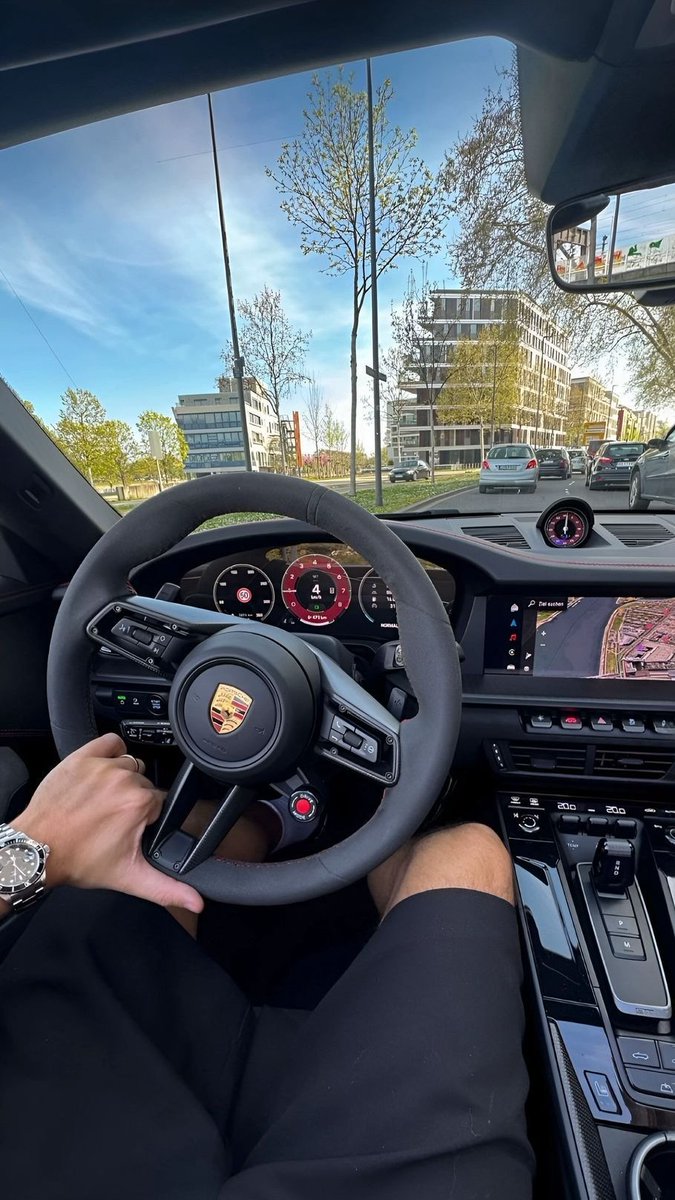 Connor 👾 tweet media