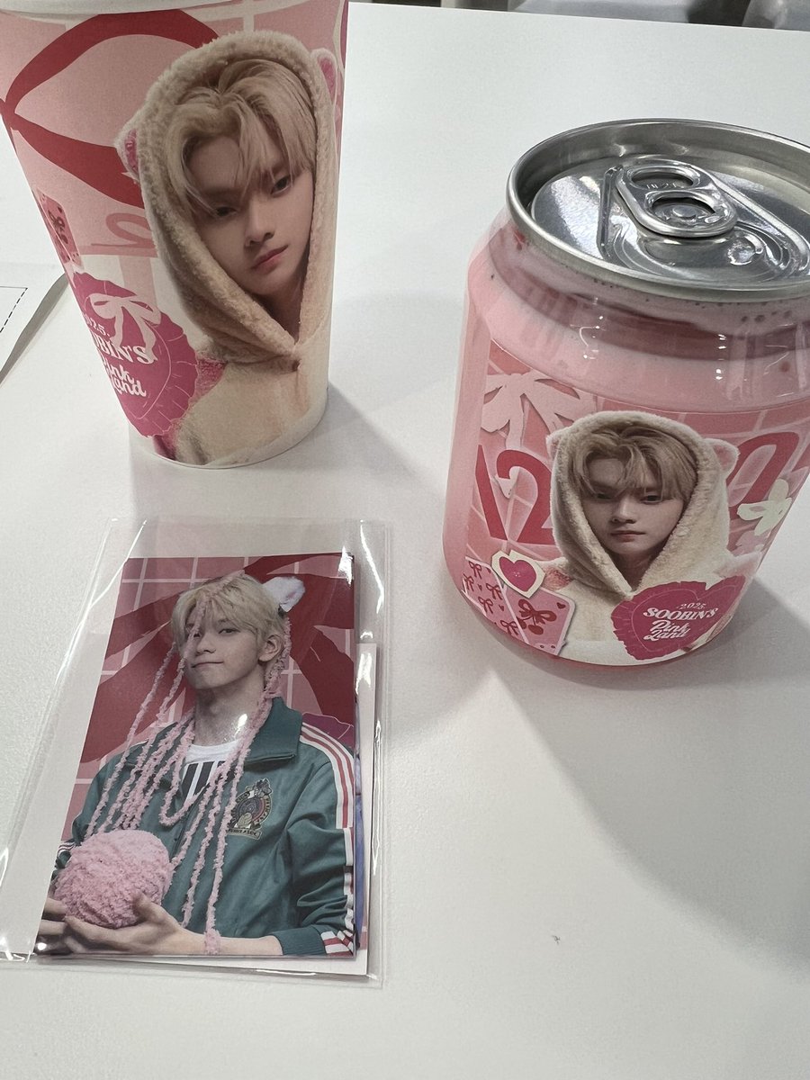 glitterbts's tweet image. fan cafe hop #completed