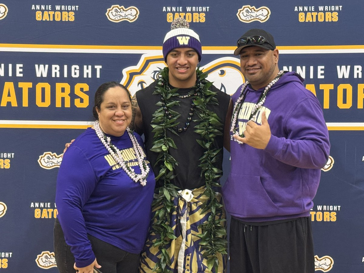 Annie Wright Schools Football tweet media