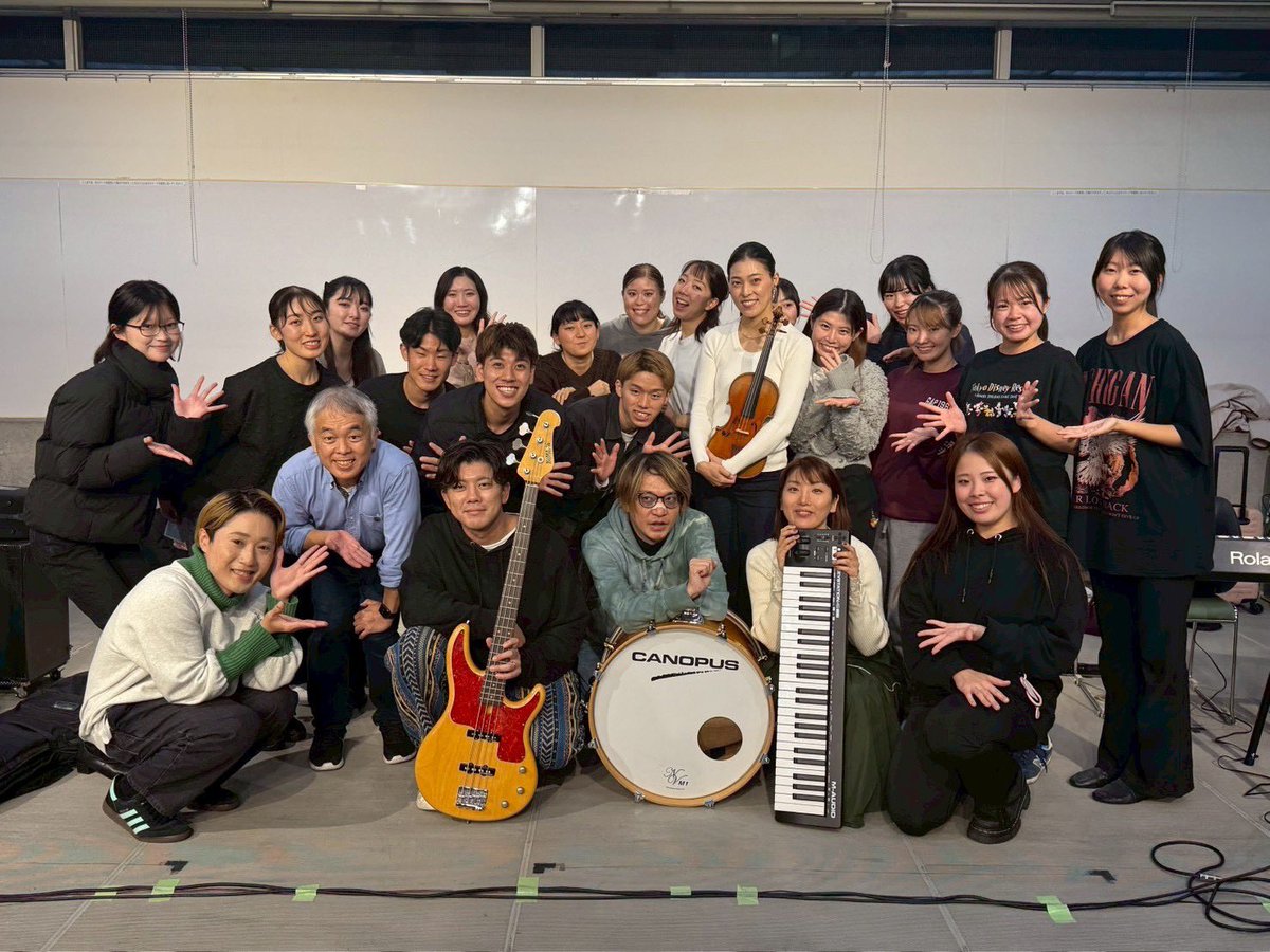 #藤川クリコン2025

いよいよ小屋入りです🏠

生バンドで歌って踊れるなんて
簡単には出来ない経験です🥲
素敵すぎるんです

お席まだご用意できます！
間に合いますので
お気軽にぜひぜひご連絡ください☺︎🎅🏻

心は熱く
頭は冷静に
のぞみます✊🏻🔥

よろしくお願いいたします‼︎