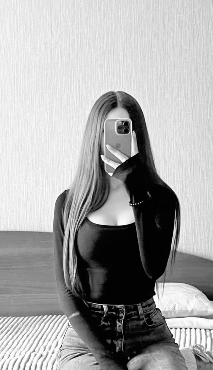 zoe_mngl's tweet image. Je peux venir en DM ?  J'ai une surprise pour toi 😋Like et RT si tu le veux 📷