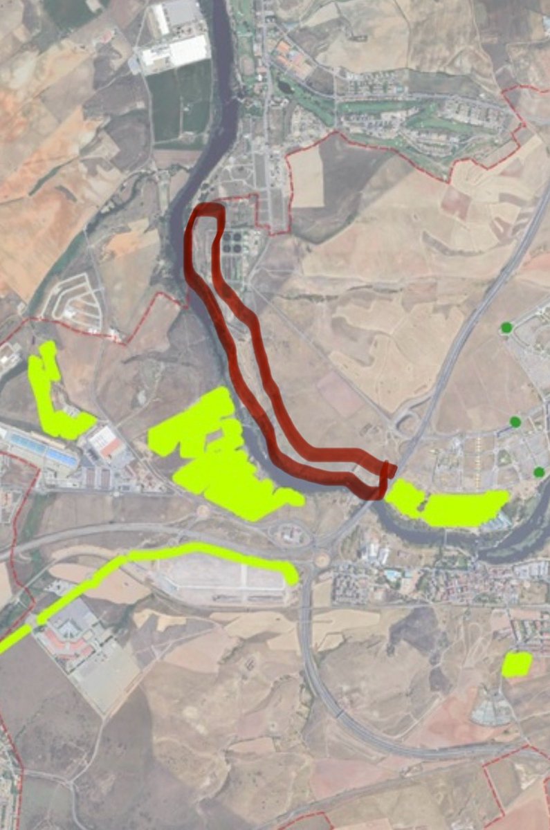 javi_pl_'s tweet photo. @aytoSalamanca Sería el momento ideal para conectar El Marín con @AytoVillamayor por detrás de la E.D.A.R. mediante un corredor verde que dé continuidad a los existentes en ambos lados. Un sendero acondicionado con mayor arbolado. Pasarela/escalera de madera para salvar desnivel junto al azud https://t.co/ecwcxEX68D
