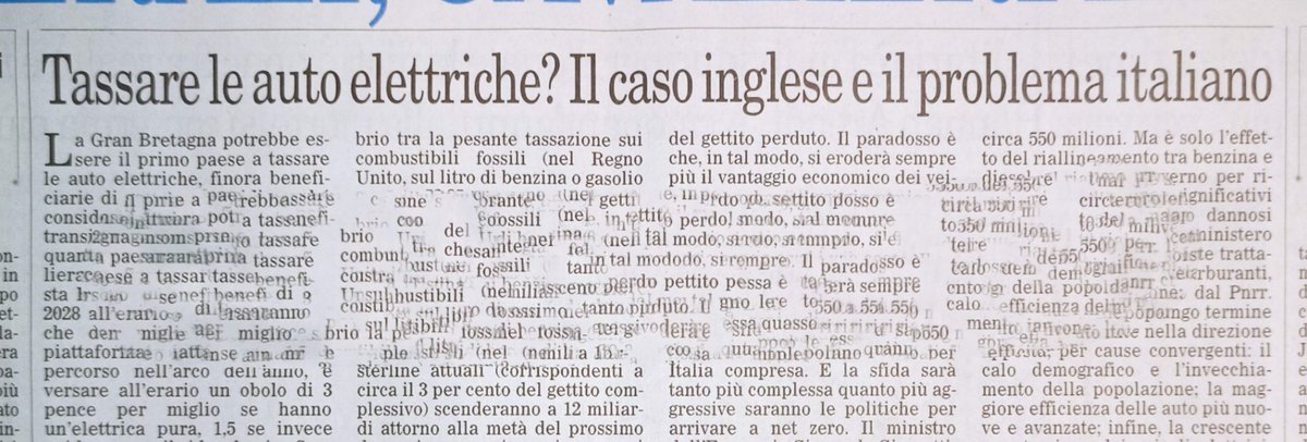 ominodellaluce's tweet image. L'erario con i carburanti auto fa cassa (~20 mld€/anno)... se in Italia arrivassero sulle strade le auto elettriche previste da PNIEC, 4,3 mln al 2030 (impossibile sarebbero 800k/anno), lo Stato perderebbe 4-5 mld€/anno di entrate.
da leggere @CarloStagnaro su @ilfoglio_it