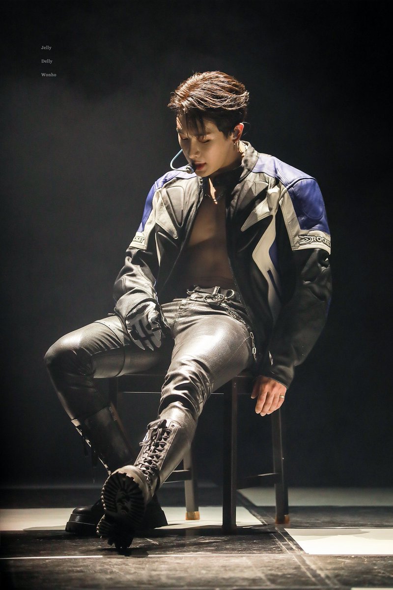 원호시💙

#WONHO #원호 
#AlwaysWithWonho 
#위니는_늘_원호곁에
<a href="/official__wonho/">WONHO Official</a>