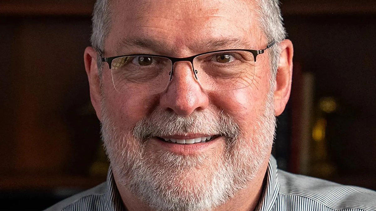 ¿Mal #liderazgo?
✅ Ser egocéntrico
✅ Estar centrado sólo en la información
✅ Tiener miedo al fracaso
✅ Ser acaparador de información

¿Cómo transitar al liderazgo #auténtico?
✅ #Aprender de errores 
✅ #Mejorar versión
✅ #Crecer haciendo crecer
👉 buff.ly/AiRIxOY