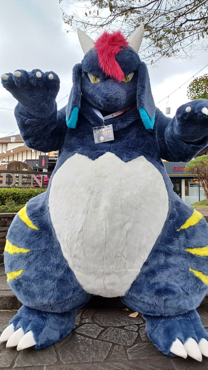 無言でドラゴンをあげる見た人もやる