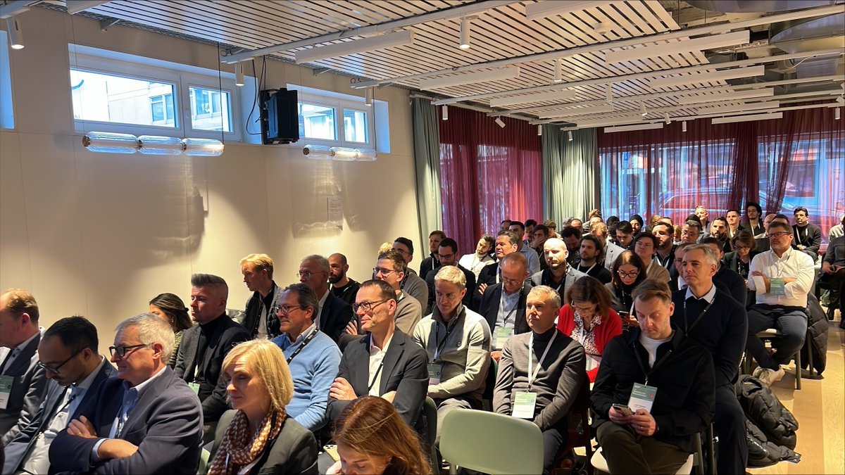 AMINA Bank tweet media