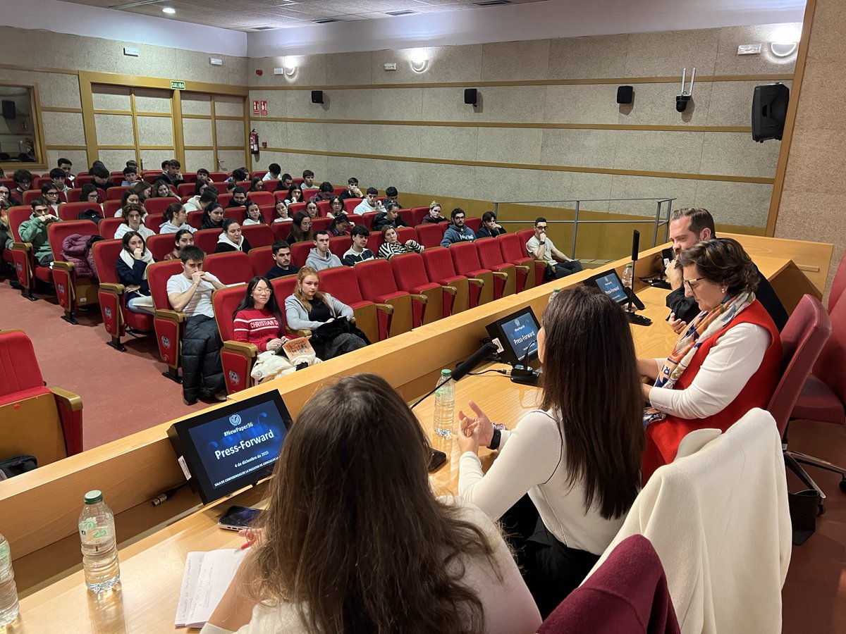 ArturoGomezQuij's tweet image. Me hice periodista porque me gusta escuchar. 
@carolgMundi 
#NewPaper36