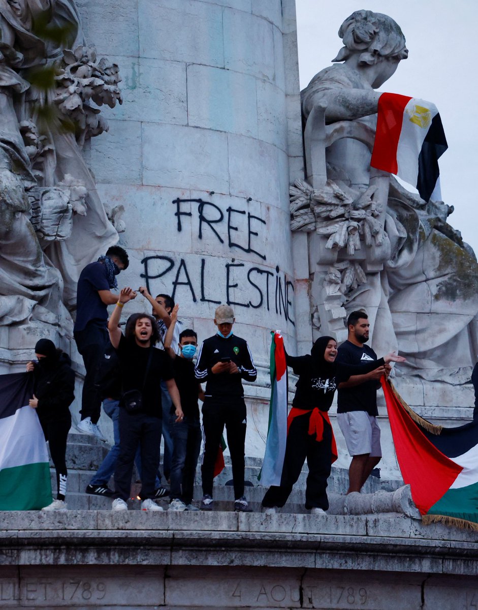 Paris cancels New Years Eve concert over ‘security concerns.’ 

The French capital has cancelled its traditional New Year’s Eve concert on the Champs-Élysées, where 1 million people were expected to attend. 

It comes after France bolstered security at Christmas markets over