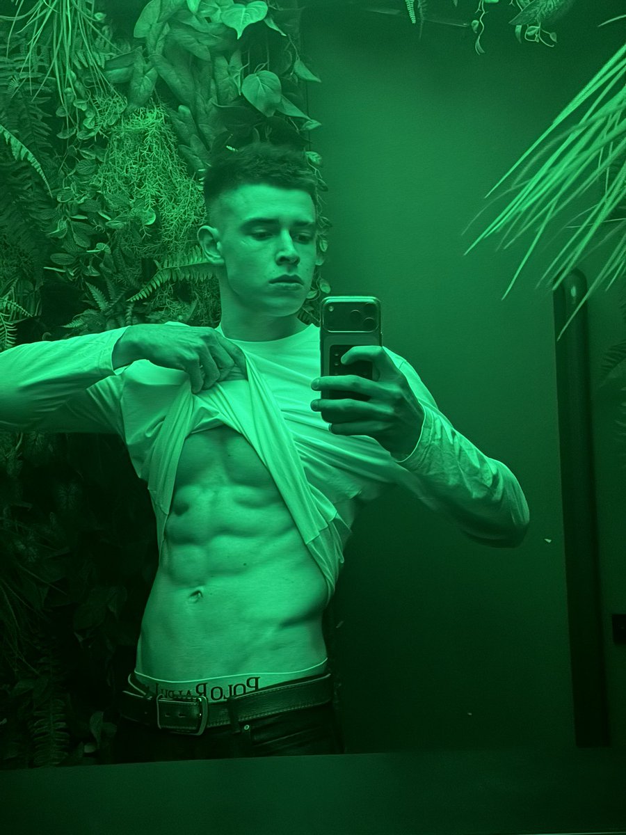 Glebasee tweet media