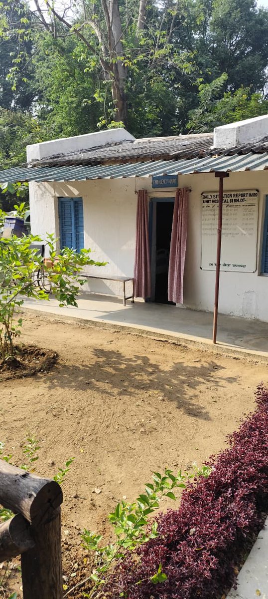 COMDT81BNCRPF's tweet photo. Cleanliness drive undertaken at holy places, hospital and other venues by the Commandant 81 BN and his troops under the ambit of 'Swachhta Pakhwada' on the 3rd of November 2025 https://t.co/JgLhw29nvL