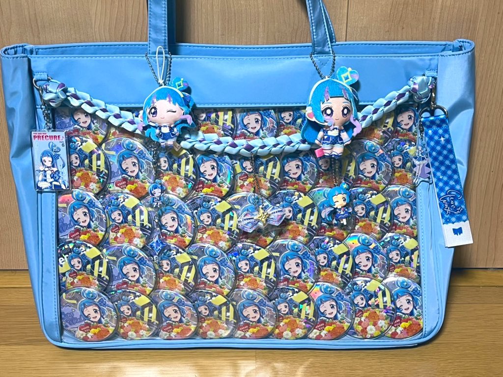 妻のももか@physis_cure にプ沼に引きずり込まれ、最初は痛バにミリも