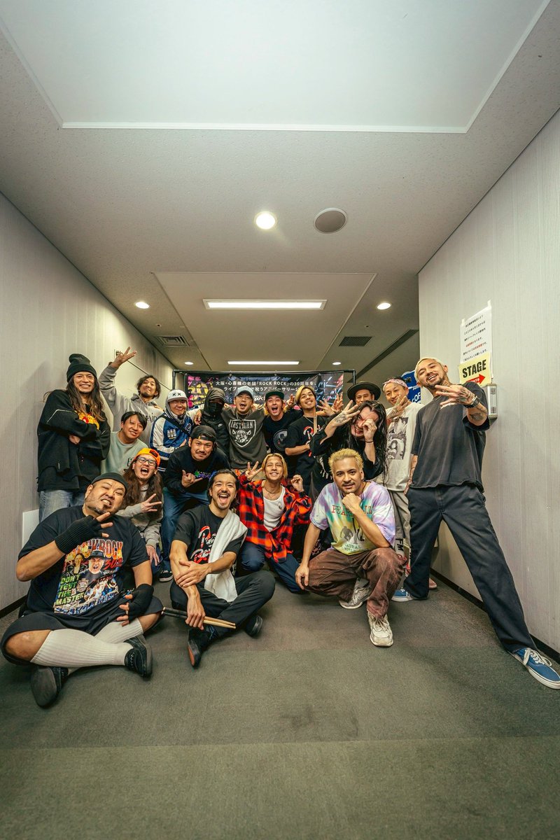 KanekoNobuaki's tweet photo. 友達大集合w!!!! https://t.co/gq3lrHemjX
