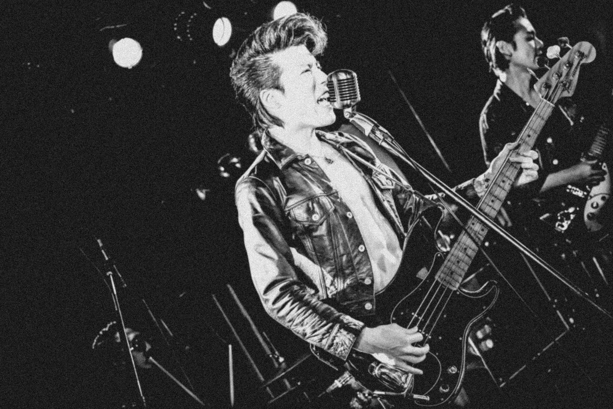 中国ツアーが飛んだため、次のライブまで約２週間！久々の長期休暇。暇してるのも癪なので来週から南国へ旅に出ることに。現地でオートバイ借りてビーチでのんびり曲でも書こう。

というわけで次は12/21 荻窪TOP BEAT CLUB クリスマスショウで会おうぜ！Happy Holidays!!

Photo by <a href="/makoto_wakamiya/">Wakamiya Makoto/若宮 愼</a>