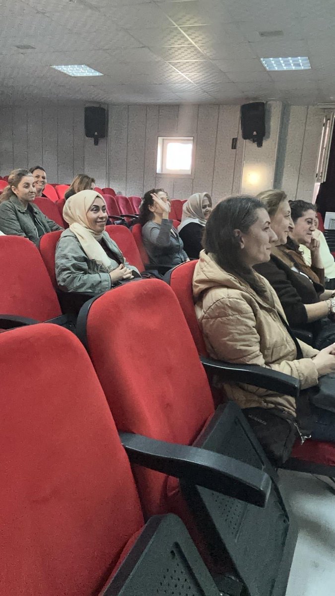 Veli akademileri Aralık ayı seminer konumuz; “Yaşam Becerileri ” 03 Aralık 2025 saat 13:00 da çok amaçlı salonumuzda yapıldı. Seminerimize katılan velilerimize teşekkür ederiz.
 <a href="/Beylikduzu_mem/">Beylikdüzü İlçe Millî Eğitim Müdürlüğü</a> <a href="/zekeriyaz/">Zekeriya Postacı</a> <a href="/c_agirbas/">Cevat AĞIRBAŞ</a>