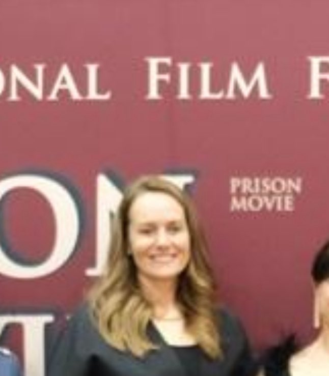 Maria Ejchart do natychmiastowej dymisji za niszczenie polskiego więziennictwa! 

Tymczasowo aresztowany podjął się próby ucieczki z aresztu w Zielonej Górze.

Co robi w tym samym czasie Ejchart, czyli „królowa osadzonych”? 

OGLĄDA FILMY WIĘZIENNE W OLSZTYNIE