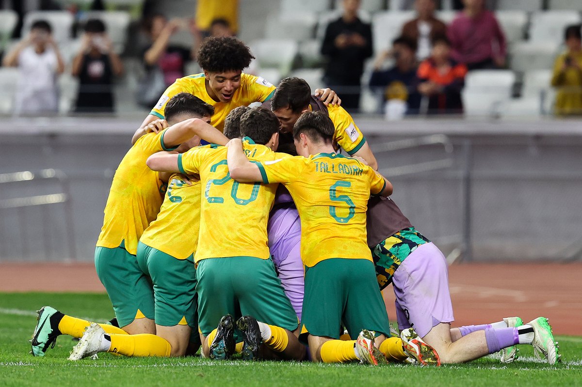 CGTNSportsScene's tweet image. 🇨🇳⚽OFFICIAL! #China bags #AFC U20 #AsianCup 2027 hosting rights.

After a successful 2025 run in #Shenzhen with Australia the defending champions, China will again welcome Asia’s top 16 U20 sides for the 43rd edition. 

📅Qualifiers kick off Aug 2026, finals in March 2027.