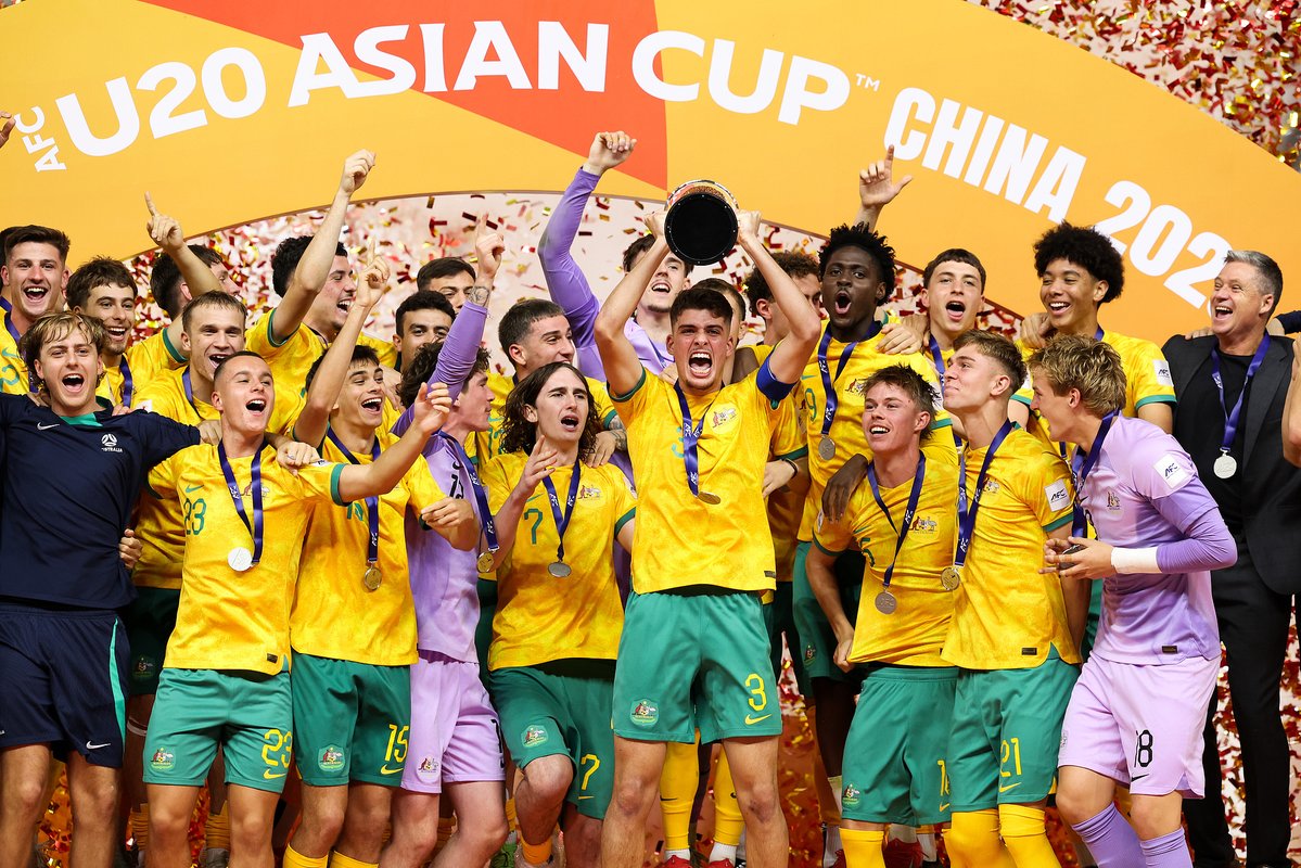 CGTNSportsScene's tweet image. 🇨🇳⚽OFFICIAL! #China bags #AFC U20 #AsianCup 2027 hosting rights.

After a successful 2025 run in #Shenzhen with Australia the defending champions, China will again welcome Asia’s top 16 U20 sides for the 43rd edition. 

📅Qualifiers kick off Aug 2026, finals in March 2027.