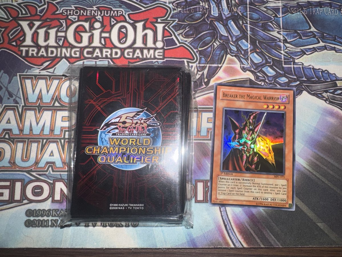 RT @pazuaris_nko: 提供 wcq2011 赤 未開封 80枚 旧アジア ブレイカー