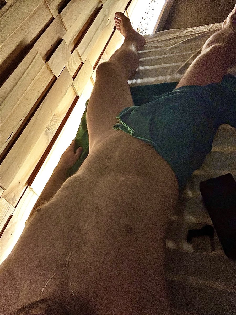 PandaWell08's tweet image. Who wants to join me? 😏