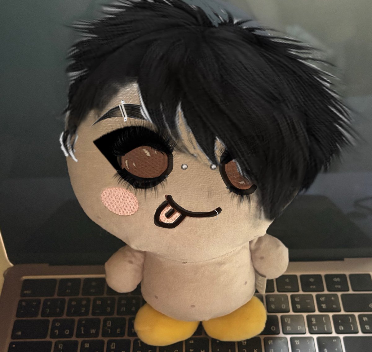 esxzuioq's tweet image. like son, like father