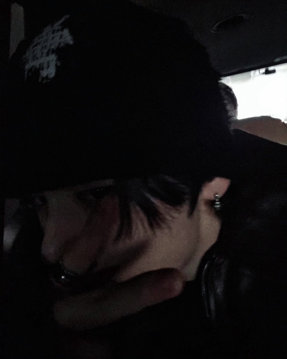 khillros's tweet photo. Mustang Collective 𖤐 https://t.co/pIsfaO36Tl