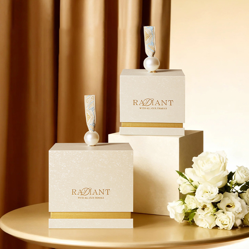 jialanpackage's tweet image. ✨Make your gifts more ceremonial: Jialan Package Luxury Budget Wedding Gift Boxes and Candy Boxes Custom Wholesale 
Moq：1000pcs provide free logo printing
🌐Video website：jialanpackage.com
📩Email：sales2@jialanpackage.com
#weddingbox  #weddingboxes #weddingboxes📦