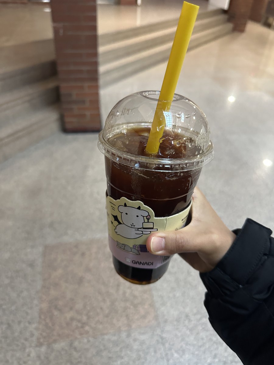 archivefavthng's tweet photo. 아메리카노 펄추가는 사랑입니다🤍🤍🤍 https://t.co/1aOGNfkc4w