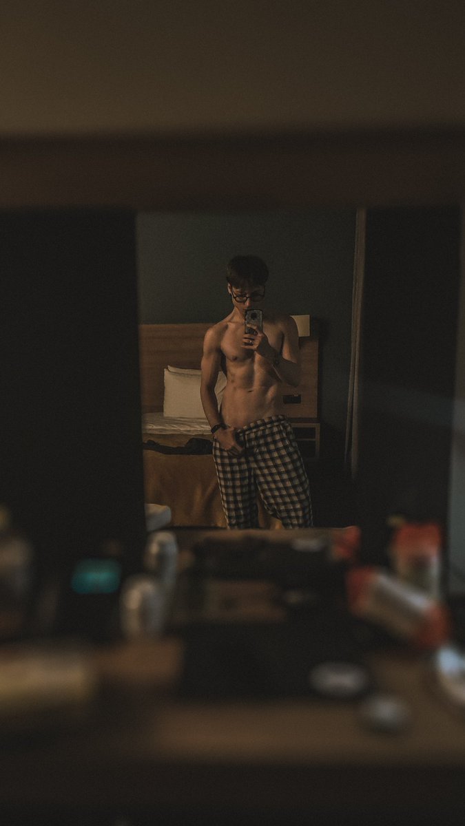 jilushkin tweet media