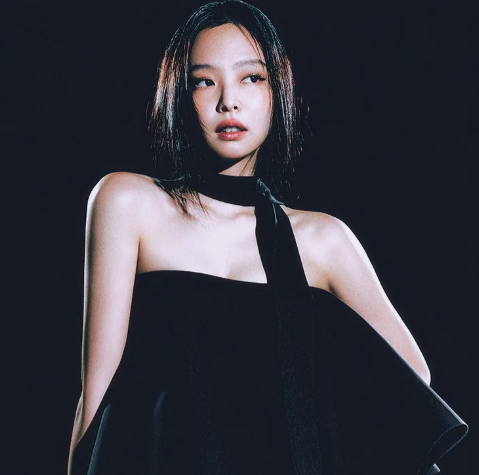 AboutMusicYT's tweet image. Jennie was the most streamed kpop soloist of 2025 on Spotify.