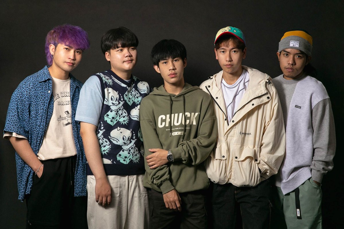 หนุ่ม Y ตัวปลอม tweet media