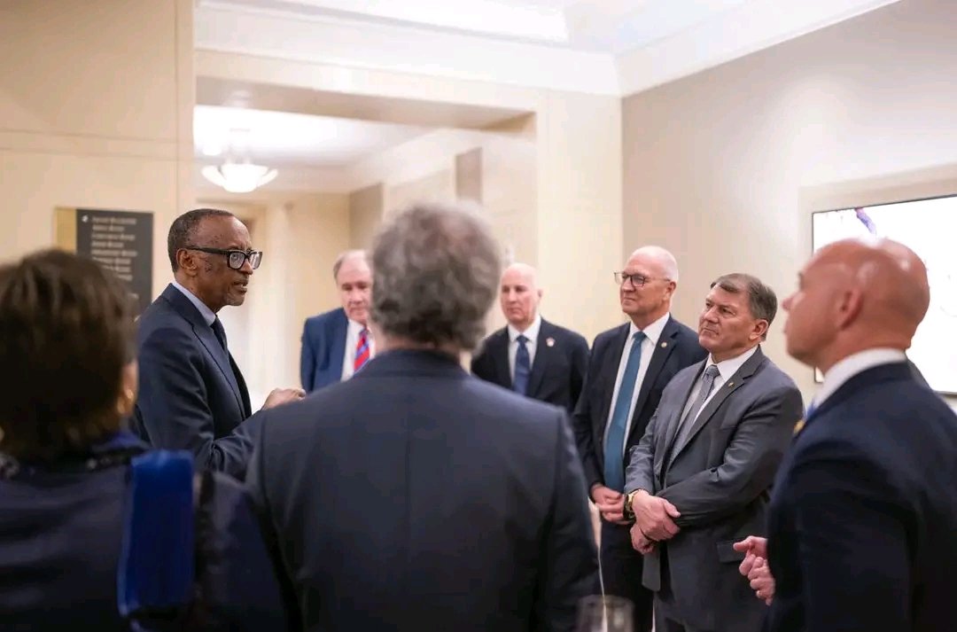 inkwakuzi_'s tweet image. Good morning Rwanda ! 
Aho turi hose turemye Kandi turakomeye ❤️