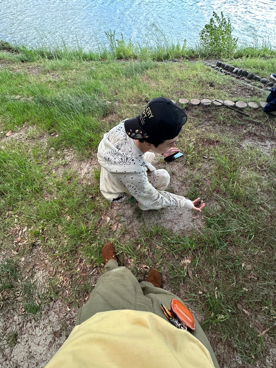 yutanpo451's tweet image. ハルトさんトントンしすぎwww 
てかハルトってドヨンちゃん隠し撮りするの(言い方)好きすぎwww