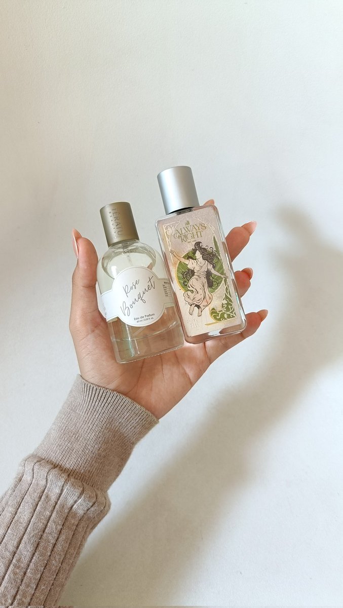 itsmefaraww's tweet photo. I FINALLY FOUND: girly things I DON’T REGRET BUYING edisi “bunga-bunga”🌸💯

100% BERGUNA, SUPER CANTIK, WORTH every penny💸 https://t.co/uiElhXBTWL
