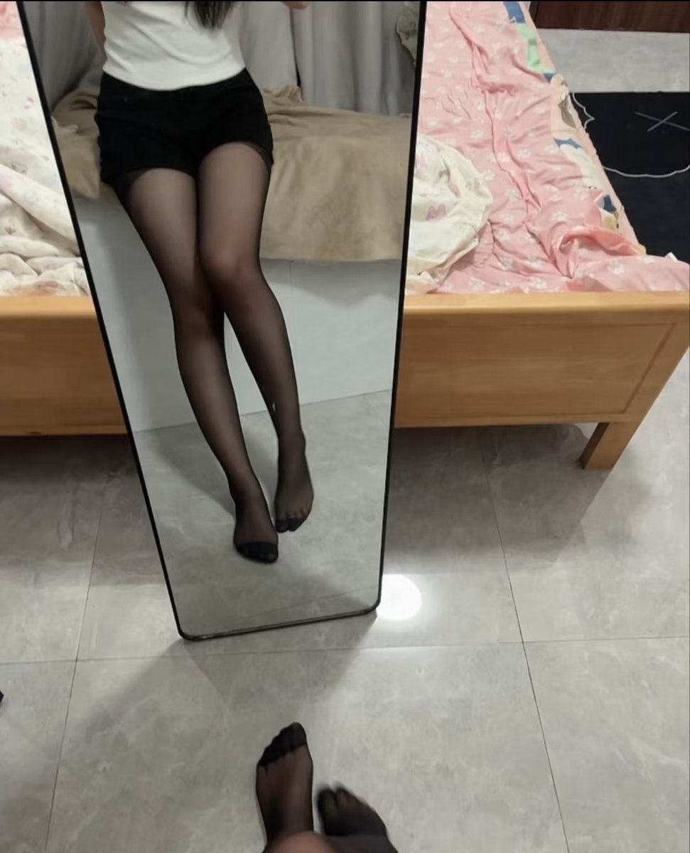 BevDomitil36207's tweet photo. 在家快长出小蘑菇了，有没有 #呼和浩特 https://t.co/y5u7YGdb3Z
