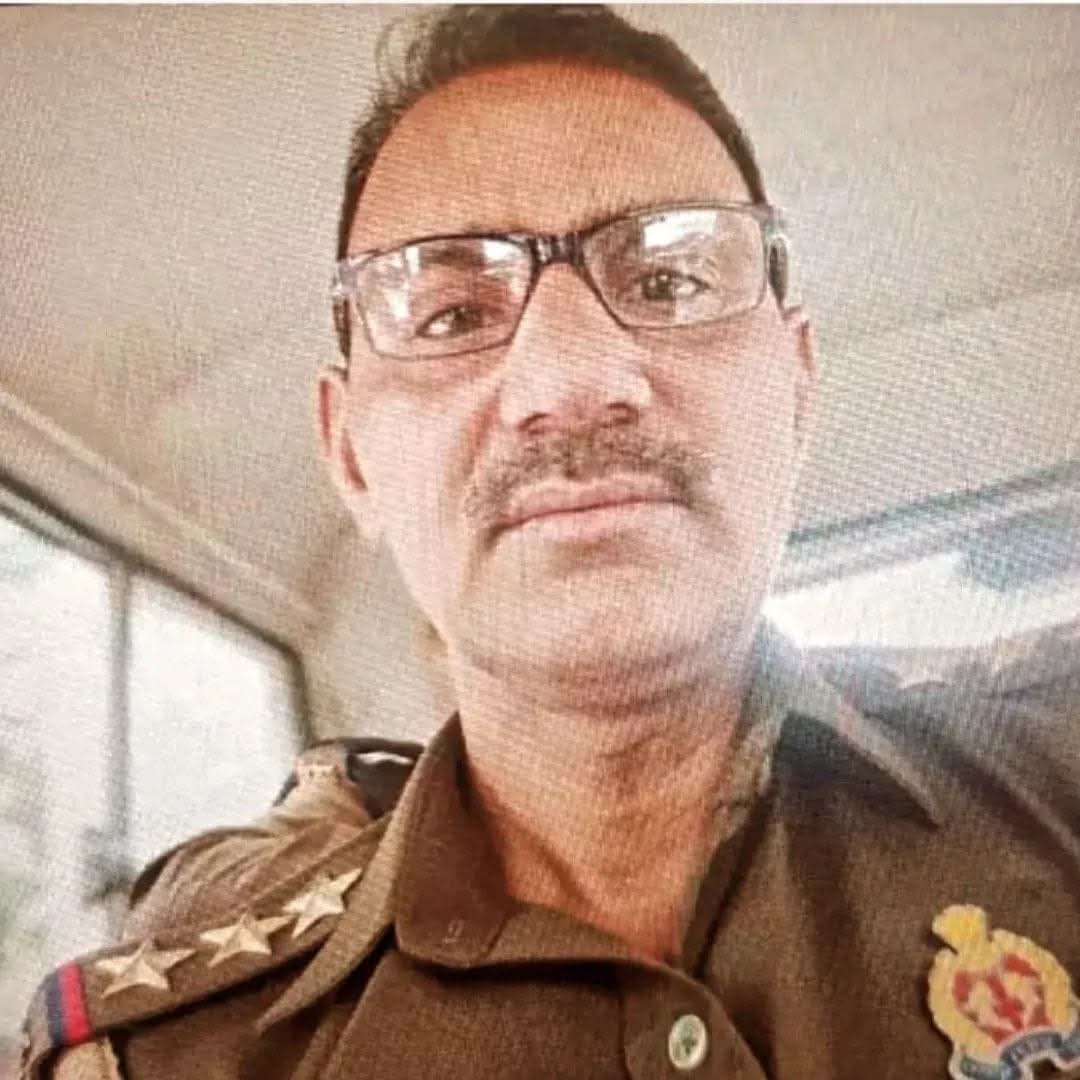 वाराणसी
ई-रिक्शा छोड़ने के लिए 3000 रुपये मांगने के आरोप में ट्रैफिक इंस्पेक्टर लाइन हाजिर, विभागीय जांच शुरू
पूरी खबर लिंक मेंपढ़ें..👇
upvoiceofpublic.blogspot.com/2025/12/3000.h…