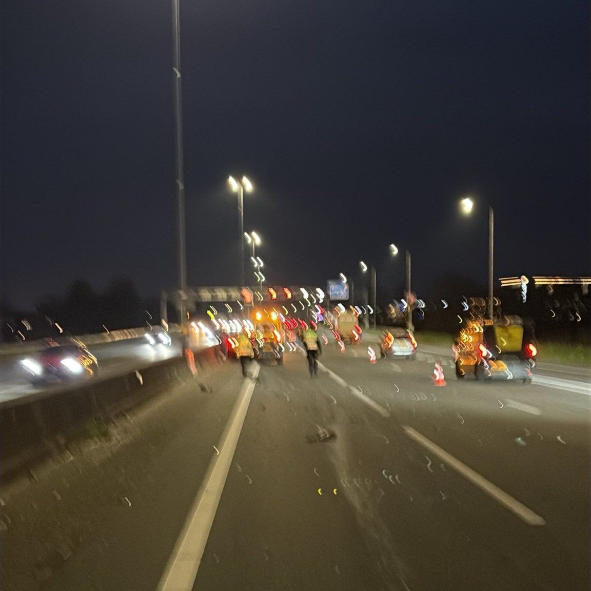 Ongeval op A12 bij Veenendaal sluit rijstroken, hulpdiensten aanwezig