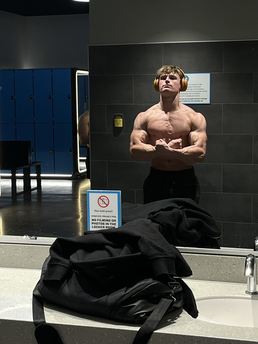 alpha_cody1 tweet media