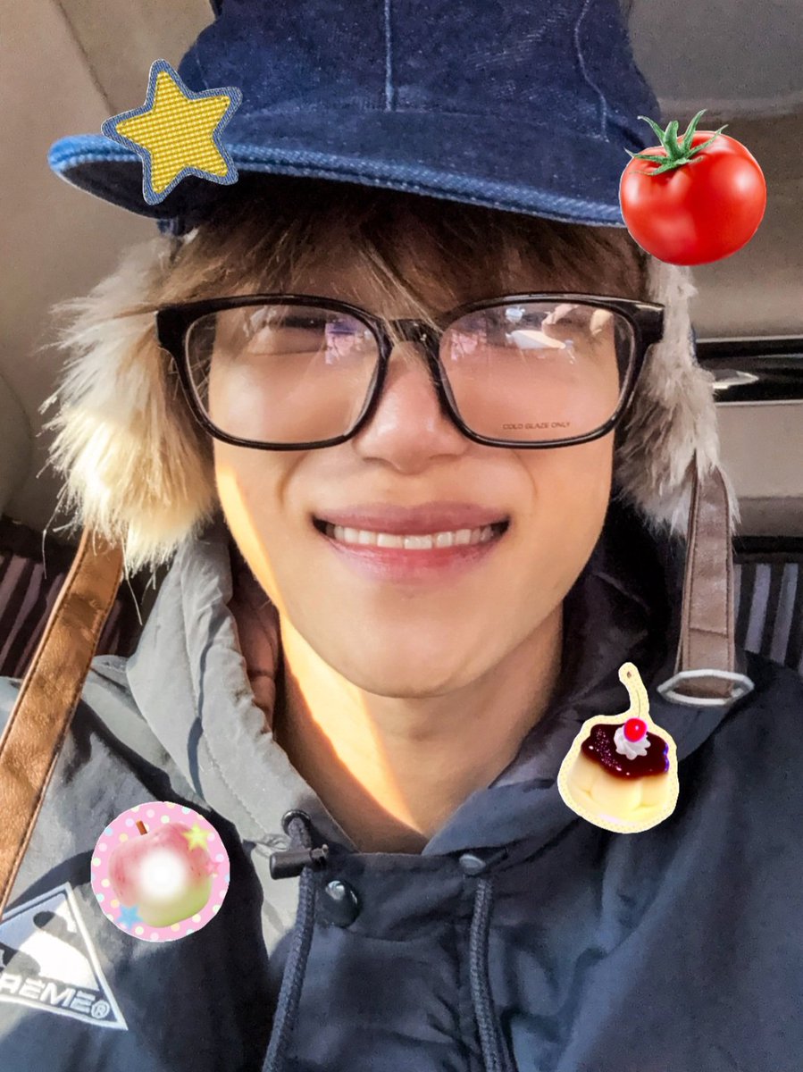 >< #KAI #KIMJONGIN #카이