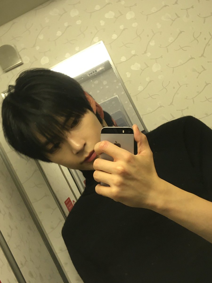 • เซรีท่า • tweet media