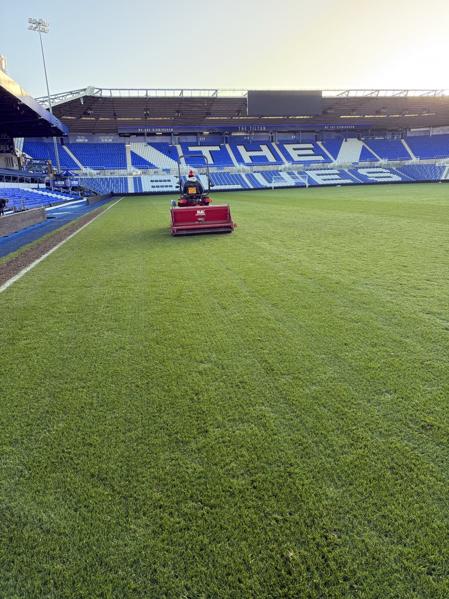 Chris Long tweet media