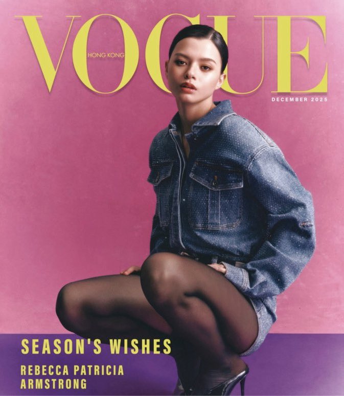 reviewjjshop2's tweet image. 【PRE】พรี นิตยสาร VOGUE Hongkong ปกเดี่ยว #Freenbecky
📍 รับจำนวนจำกัด
💵 690 บาท/เล่ม
🚚 รวมส่งEMS (ราคารวมส่ง และภาษีนำเข้าทั้งหมดแล้ว)
🇭🇰 จัดส่งช่วงเดือนมกราคม
📥 DM / line.me/ti/p/6Jxn-l1ETD
#srchafreen #ฟรีนเบค #ตลาดนัดฟรีนเบค #Beckysangels #AngelssBecky