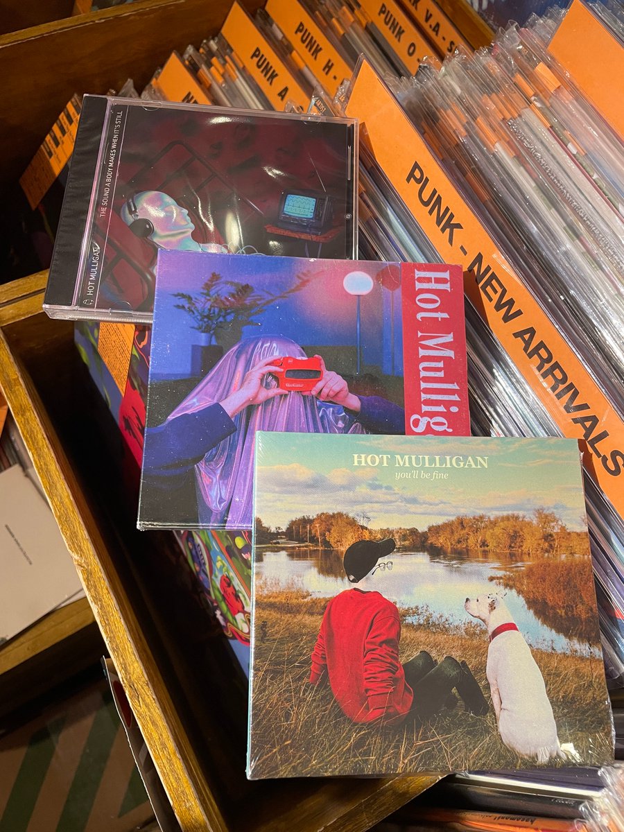 ミシガン州ランシング出身のポストエモバンド、HOT MULLIGANのアルバム