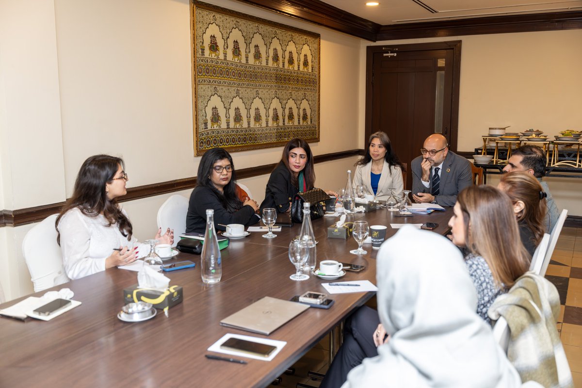 UNDP_Pakistan's tweet photo. #UNDPinPakistan RR Dr. @SamuelRizk and DRR @Van_ntn met with key civil society partners – including @DigitalRightsPK, @HomenetPakistan, @milkarpakistan, @itacecorg, @NagarSnpet, @sktwelfare, @cljofficial, #Shematters and others – to exchange insights on Punjab’s development landscape and opportunities for accelerating the #SDGs.

Dr. Rizk reaffirmed UNDP’s commitment to evidence-based, locally grounded, and rights-focused programming. The discussion highlighted priorities for inclusive governance, informed policymaking, stronger civic engagement, and sustainable, equitable development, ensuring we #LeaveNoOneBehind.
